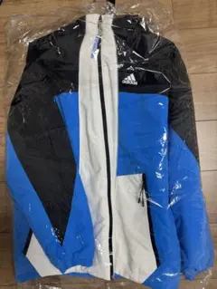 アディダス　ダウンジャケット