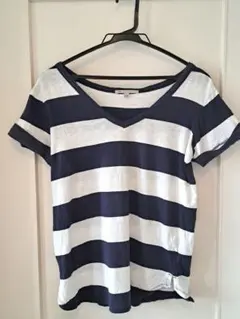 Gap ネイビーとホワイトボーダーVネック Tシャツ XS