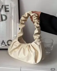 SHEIN フリルデザイン ホワイトショルダーバッグ