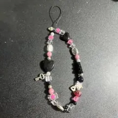 ビーズストラップ　ピンク　ブラック