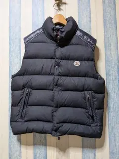 MONCLER モンクレール ダウンベスト 3 usedのサムネイル