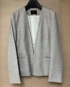 ノーカラージャケット　トゥモローランドコレクションのサムネイル