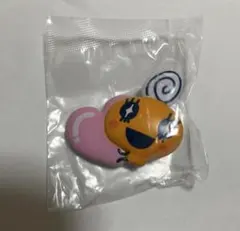 ガチャガチャ たまごっち はさむんです。 でらっくす めめっち