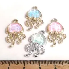 1点限り⭐カラフルクラゲ .。.:*4個♡ミックスチャーム