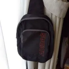 adidas ショルダーバッグ ブラック