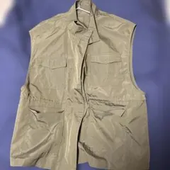 カーキ ナイロン ベスト 4ポケット