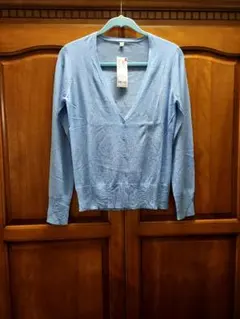 カーディガン　Vネック　ユニクロ　新品　ライトVネック