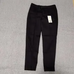 ブラック スリムフィットパンツ タグ付き