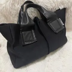 美品 人気 Kawa-Kawa カワカワ wet 大容量 ブラック ハンドバッグのサムネイル