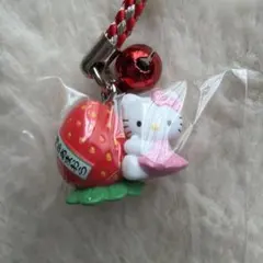 ハローキティ 福岡限定根付け　あまおうバージョン　2006 匿名発送