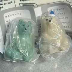 ポーラーベアバンク　ミニチュアチャーム 2 （パーティ帽子のベア、カーキのベア）