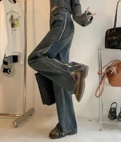 ブルーデニムパンツ サイドライン付き