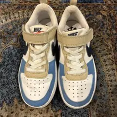 美品！NIKE キッズスニーカー 17㎝マルチカラー DV5457
