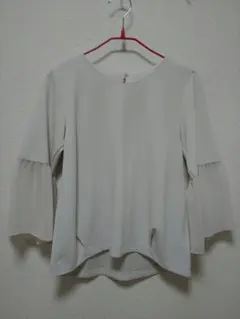 シフォン切替ベルスリーブプルオーバー