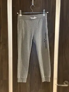 トミーヒルフィガー　スウェットパンツ　グレー　110サイズ【激安】