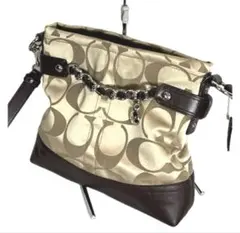 【極美品】COACH コーチシグネチャーショルダーバック 斜め掛けお値下げ不可