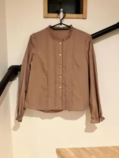 INGNI ベージュ フリル付き 長袖ブラウス