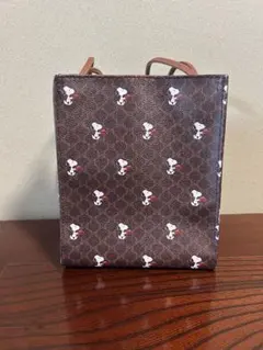 美品✨　『スヌーピー』ショルダーバック　 ブラウン　送料無料⭕️