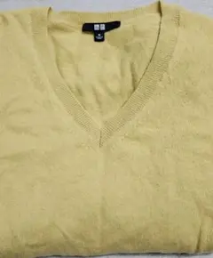 UNIQLO カシミヤ100％ Vネックセーター　からしイエロー