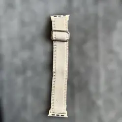 Apple Watch用クリーム色ナイロンバンド
