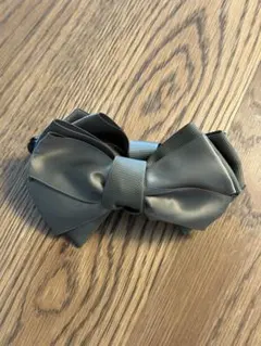 バナナクリップ　リボンデザイン