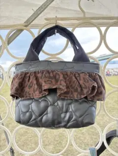 ハンドメイドハンドバッグ。お散歩バッグ、レオパード柄