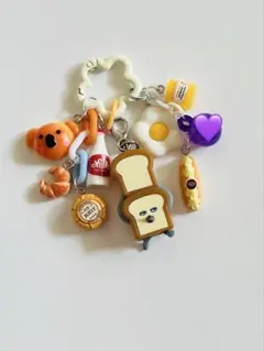 じゃらじゃらキーホルダー と ガチャセット売り パン どろぼう パン