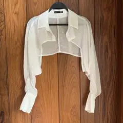 Dazy ホワイト クロップド丈 長袖シャツ M