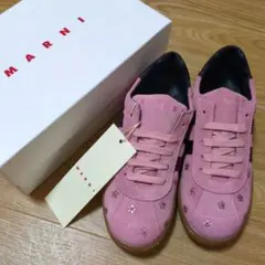 MARNI ピンク スエード スニーカーのサムネイル