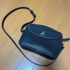 【agnes b.】ショルダーバッグ/牛革/ブラック/ステッチ/IKK-21