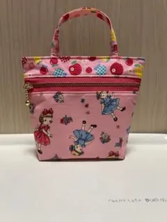 ハンドメイド　マーガレット＆ソフィー　ポーチ