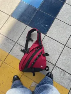 スリングバッグ ショルダーバッグ
