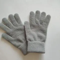 グレー 手袋のサムネイル