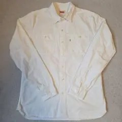 美品。Levi's ホワイト長袖シャツ M