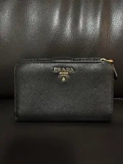 PRADA ブラック 二つ折り財布
