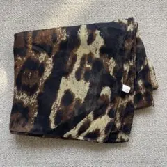【美品】レオパード柄大判ストール 薄手マフラー