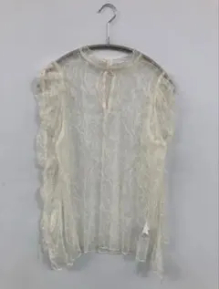 アイボリーフラワー長袖ボタンレーストップス(SNIDEL)