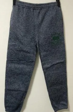 グレーのジョガーパンツ 緑ロゴ入り3Lサイズ裏起毛