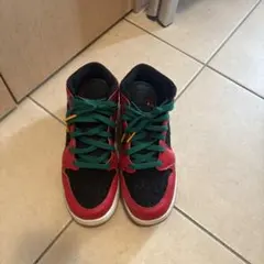 ナイキ ハイカットスニーカー レッド/ブラック