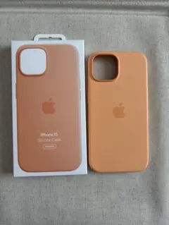 iPhone15 シリコンケース　純正　オレンジ
