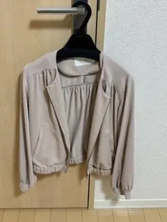 プロポーションボディドレッシング　ノーカラージャケット　ピンクベージュ