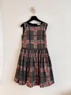 2026年最新】red valentino ワンピースの人気アイテム - メルカリ