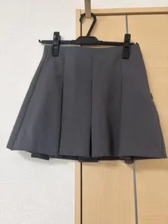 GU ミニプリーツスカート