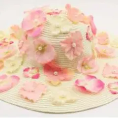正規品＆新品未使用✳︎チュアンピサマイ花びら帽子✳︎