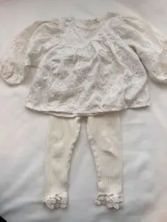 韓国子供服　aostaホワイト刺繍ブラウスとレギンスセット90cm
