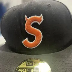 New Era 59FIFTY ブラックキャップ Supreme