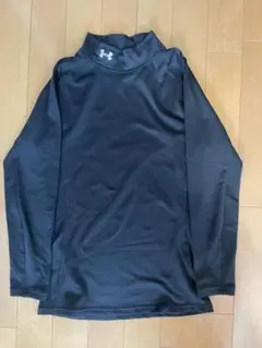 アンダーアーマー アンダーシャツ 長袖