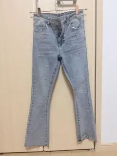 ミシェルマカロン ビーズデニムパンツのサムネイル