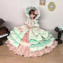 改装前売り尽くし◇手縫いリカちゃんドレス◇ベルサイユ◇マリー
