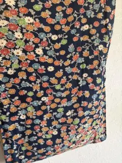 正絹 小紋 菊唐草文様 紺 袷 Sサイズのサムネイル
